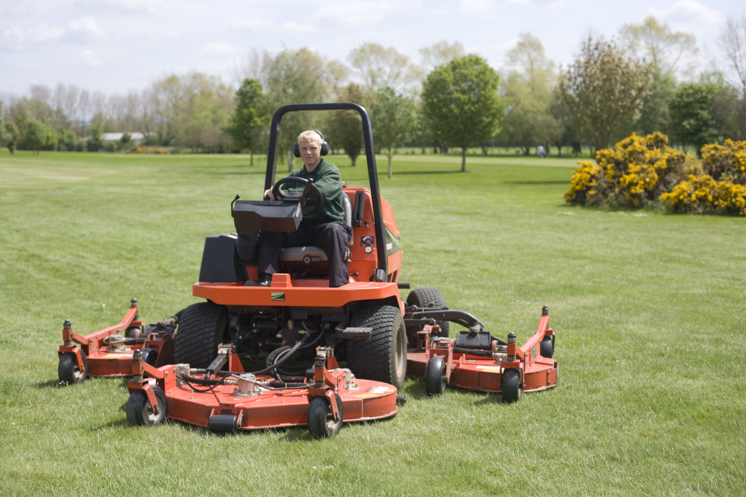Advanced Sports Turf Technician Apprenticeship Level 3 Bridgwater